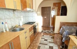 Apartament DE VANZARE, 3 camere, 75mp, zona Decebal