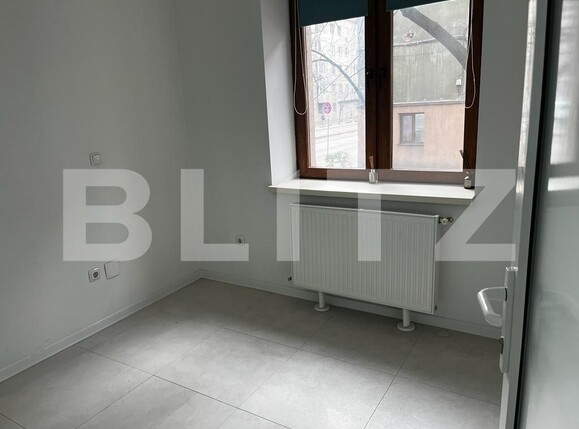 Spațiu birouri de închiriat Central - 108353SIB | BLITZ Oradea | Poza2