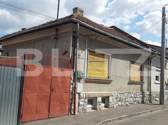 Casa de vânzare 3 camere Central - 108370CV | BLITZ Oradea | Poza1