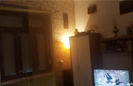 Apartament la casa DE VANZARE, 2 camere, 42mp utili, Central 