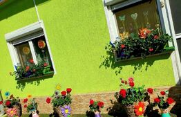 Casa 65mp, 3 camere, curte comuna, Ultracentral