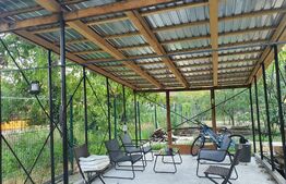 Apartament la casa, 3 camere, zona Centrala