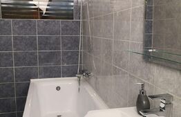 Apartament la casa, 3 camere, zona Centrala