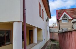 Casa 6 camere, 270mp, zona Rogerius