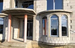 Casa NOUA, 4 camere, 223mp, zona Centura 