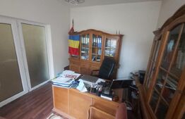 Casa de 8 camere, suprafata utila 250mp, teren de  400mp, zona Iosia