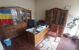 Casa de 8 camere, suprafata utila 250mp, teren de  400mp, zona Iosia