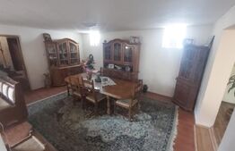 Casa de 8 camere, suprafata utila 250mp, teren de  400mp, zona Iosia