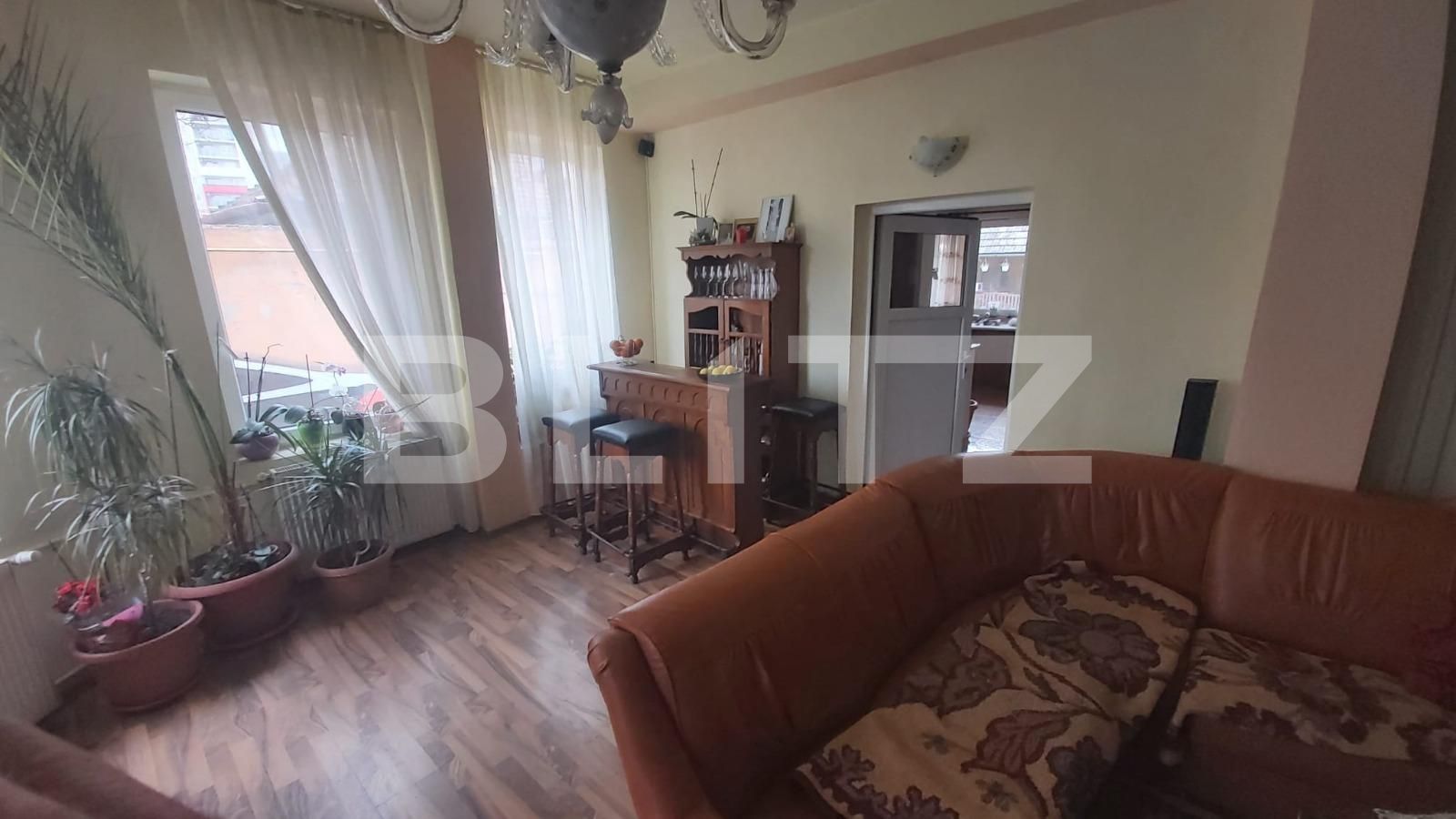 Casa de vânzare 8 camere Iosia-Nord - 110963CV | BLITZ Oradea | Poza2