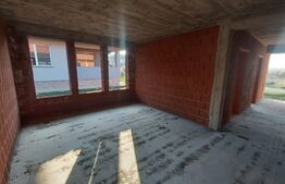 Casa de 110 mp utili, 600 mp teren, in Paleu!