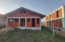 Casa de 110 mp utili, 600 mp teren, in Paleu!