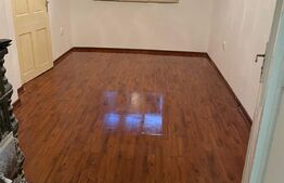 Casa de vanzare pe strada Constantei