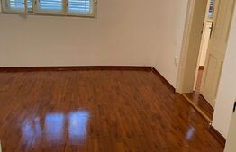 Casa de vanzare pe strada Constantei