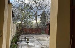 Casa de vanzare pe strada Constantei