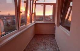 Apartament de 3 camere, 67 mp, decomandat, zona strazii Sovata