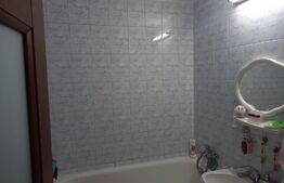 Apartament 3 camere, 65mp, decomandat, zona Decebal