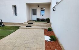 Vila Pensiune de vanzare