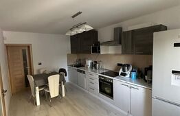 Casa superba, cu 3 dormitoare, 2 livinguri, zona 1 Mai