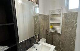 Apartament de 3 camere si 2 bai, decomandat, 76 mp, Rogerius