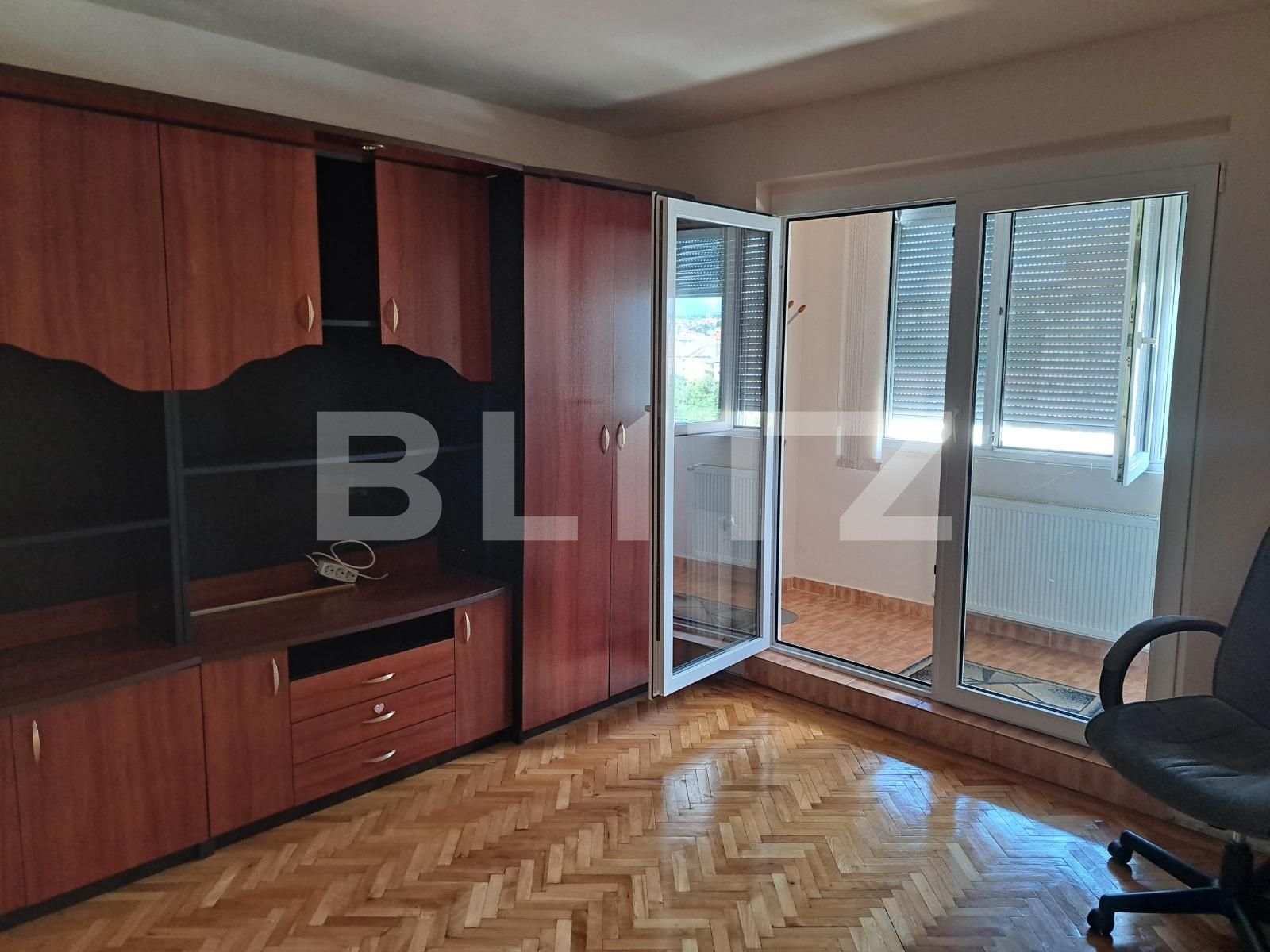 Apartament de vânzare 3 camere Rogerius - 119781AV | BLITZ Oradea | Poza4