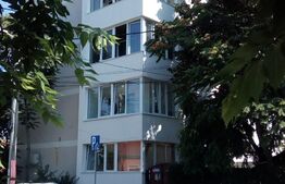 Apartament 4 camere, 77mp, 2 bai, 2 balcoane, zona Decebal