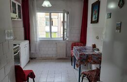 Apartament de 4 camere, 76 mp, etaj intermediar, zona Lacul Rosu