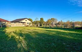Teren pt casă în Episcopia intravilan, 750 mp, zona Afinelor