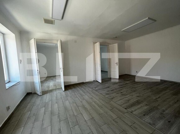 Casa de închiriat 4 camere Central - 120961CI | BLITZ Oradea | Poza1