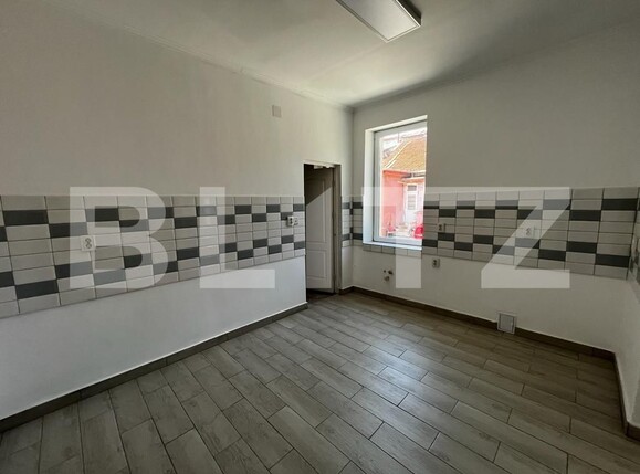 Casa de închiriat 4 camere Central - 120961CI | BLITZ Oradea | Poza5