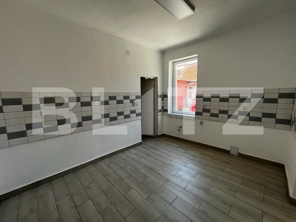 Casa de închiriat 4 camere Central - 120961CI | BLITZ Oradea | Poza5