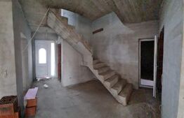 Casă semifinisată cu 4 camere, 148 mp utili, cartier Sânmartin 