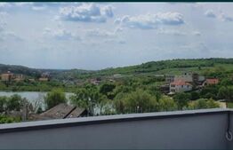 Vila langa Hanul Pescarilor