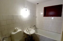 Apartament 2 camere la casa,70mp utili, plus curte, loc de parcare, Rogerius
