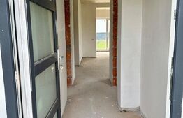 Casă 4 cam. în Cihei satul vechi cu apă, curent, gaz și canalizare pe stradă teren 540 mp