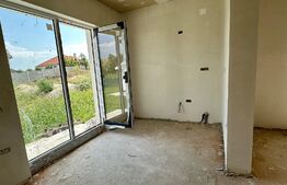 Casă 4 cam. în Cihei satul vechi cu apă, curent, gaz și canalizare pe stradă teren 540 mp