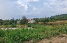 Teren in Oncea în apropierea str. Caisilor 865 mp