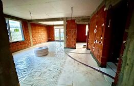 Casă nouă în Oncea cu 3 cam, living, 2 băi la stadiu de semifin.