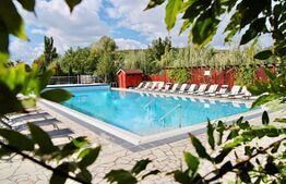 Hotel 4 stele, 36 de camere, centru SPA, teren de 4800 mp