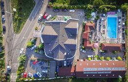 Hotel 4 stele, 36 de camere, centru SPA, teren de 4800 mp