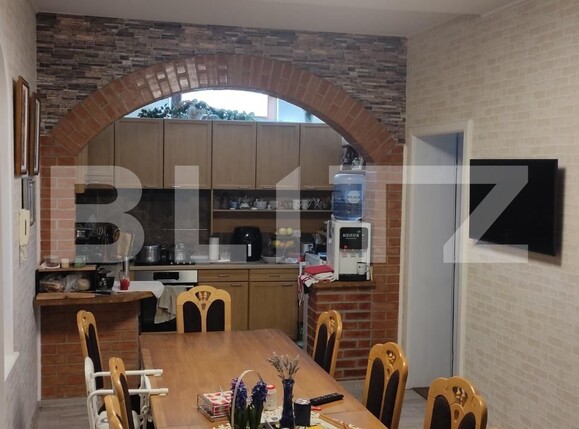 Casa de vânzare 7 camere Central - 128259CV | BLITZ Oradea | Poza4