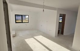 Casa de vanzare la alb, 105mp, comuna Sanmartin