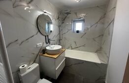 Apartament de 3 camere, decomandat, 76 mp, Central