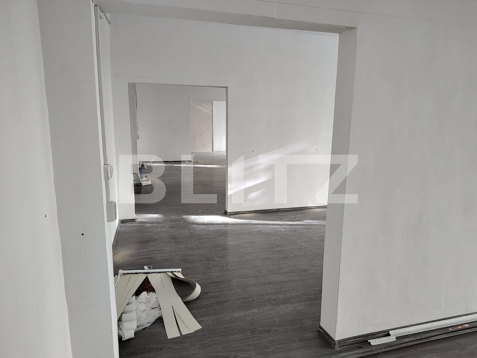 Spațiu comercial de închiriat Rogerius - 129827SIC | BLITZ Oradea | Poza8