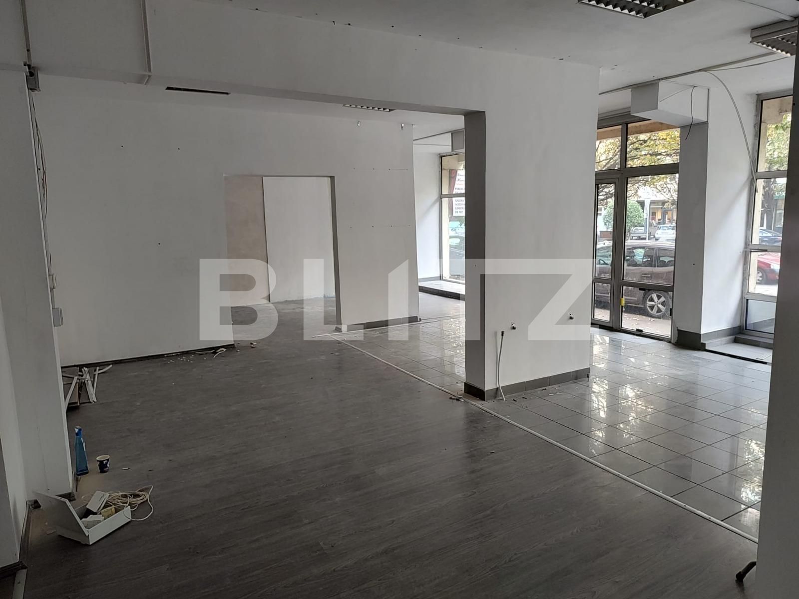 Spațiu comercial de închiriat Rogerius - 129827SIC | BLITZ Oradea | Poza2
