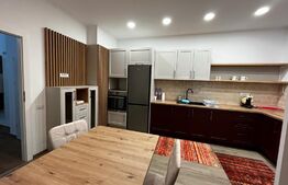 Apartament de 2 camere, 90 mp, 2 bai, zona Ultracentral