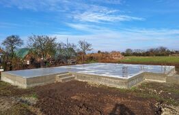 Casa in constructie la 15 km de Oradea 