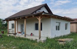 Casa de vanzare in Fughiu