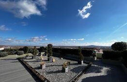 Penthouse superb de 129 mp cu terasa de 140 mp, Nufarul