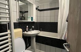 Apartament 4 camere, decomandat, Nufarul