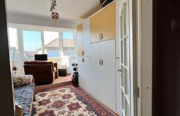 Anunț de Vânzare: Apartament Spațios cu 4 Camere